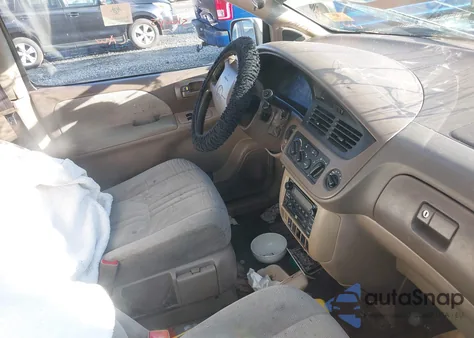 2002 Toyota Sienna Le z USA, uszkodzony, nr VIN 4T3ZF13C22U421282